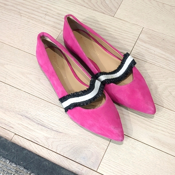 Anthropologie Shoes - Anthropologie pink ballet flats